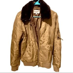 Modern amusement shearling collar bomber jacket